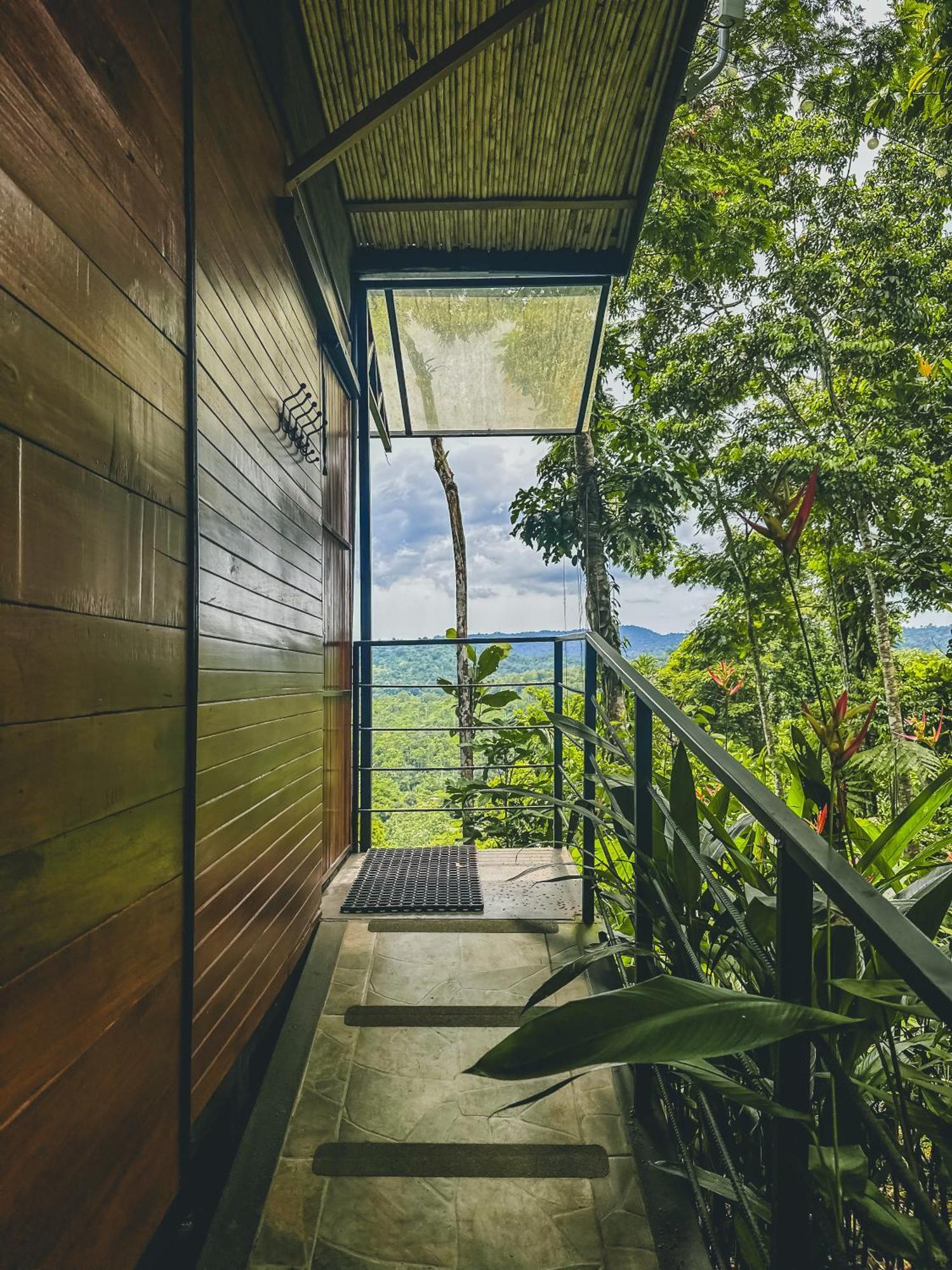 Selva Madre Eco-Sanctuary Aparthotel Cahuita Exterior photo