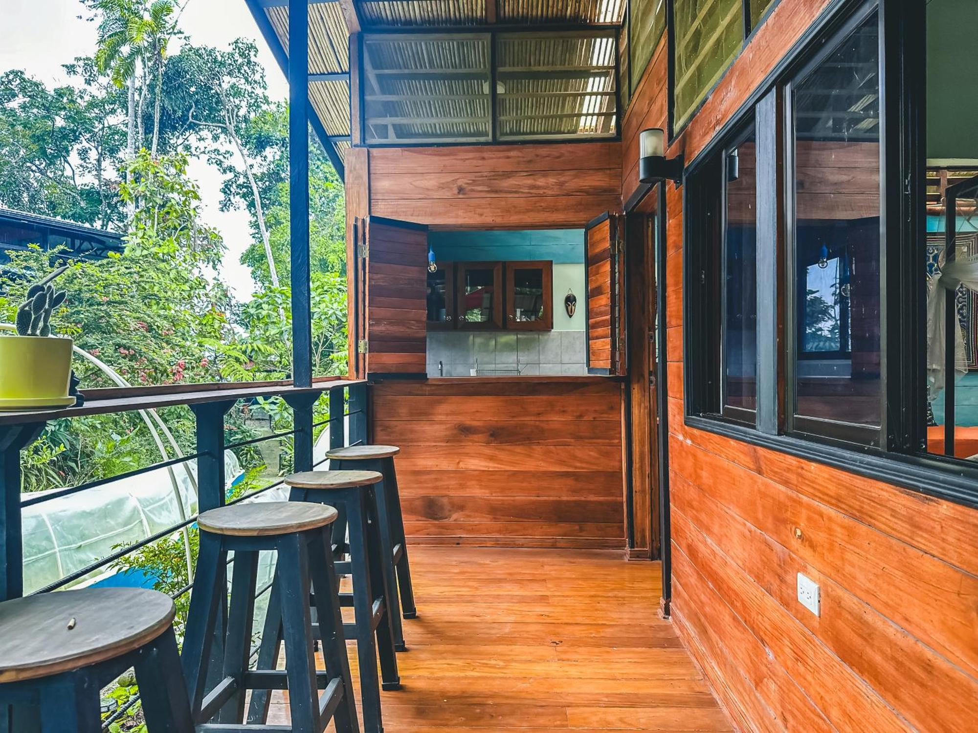 Selva Madre Eco-Sanctuary Aparthotel Cahuita Exterior photo